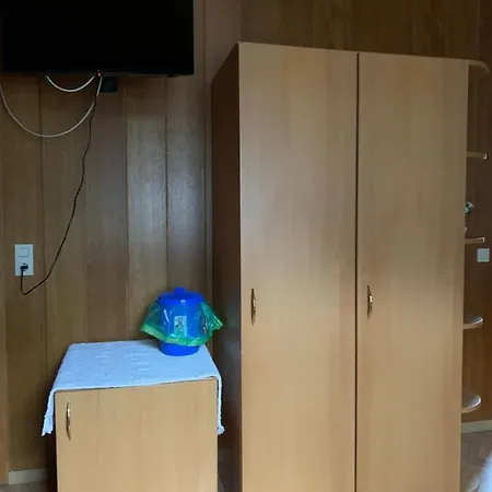 Monteurzimmer Ahnetal Zweibettzimmer Einzelzimmer Mit Eigenem Bad Rum i privatbostad