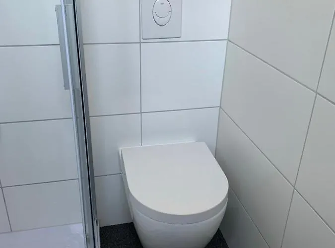 Monteurzimmer Ahnetal Zweibettzimmer Einzelzimmer Mit Eigenem Bad Dornberg (Kassel)